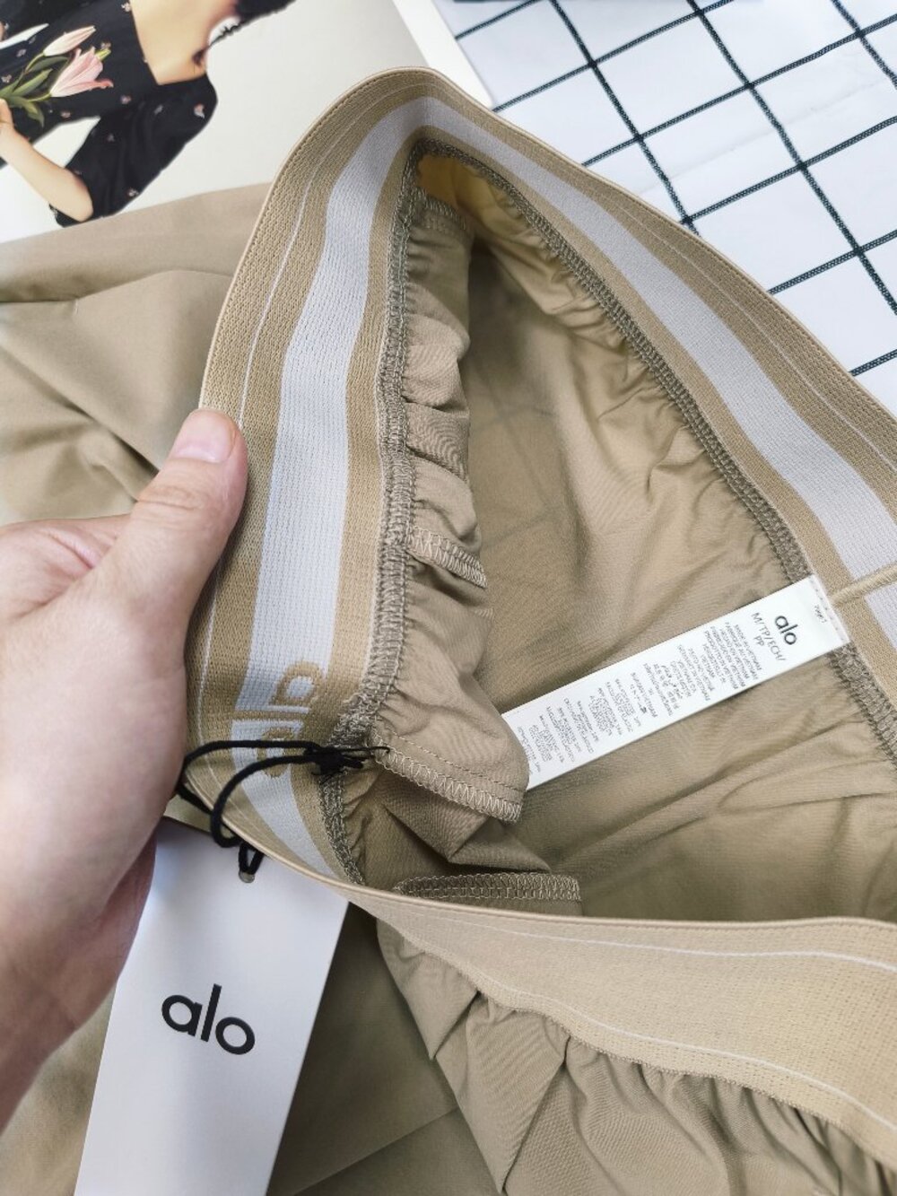 ALO Yoga Straight Leg Trouser Gravel Color👧🏻Woman's Regular 30" Inseam Pants💟 - Picture 6 of 8